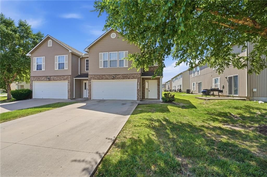 1631 Garrett Drive — photo 2
