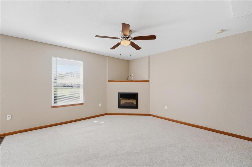 1631 Garrett Drive — photo 5