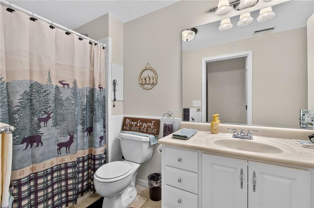1408 Bridget Boulevard — photo 38