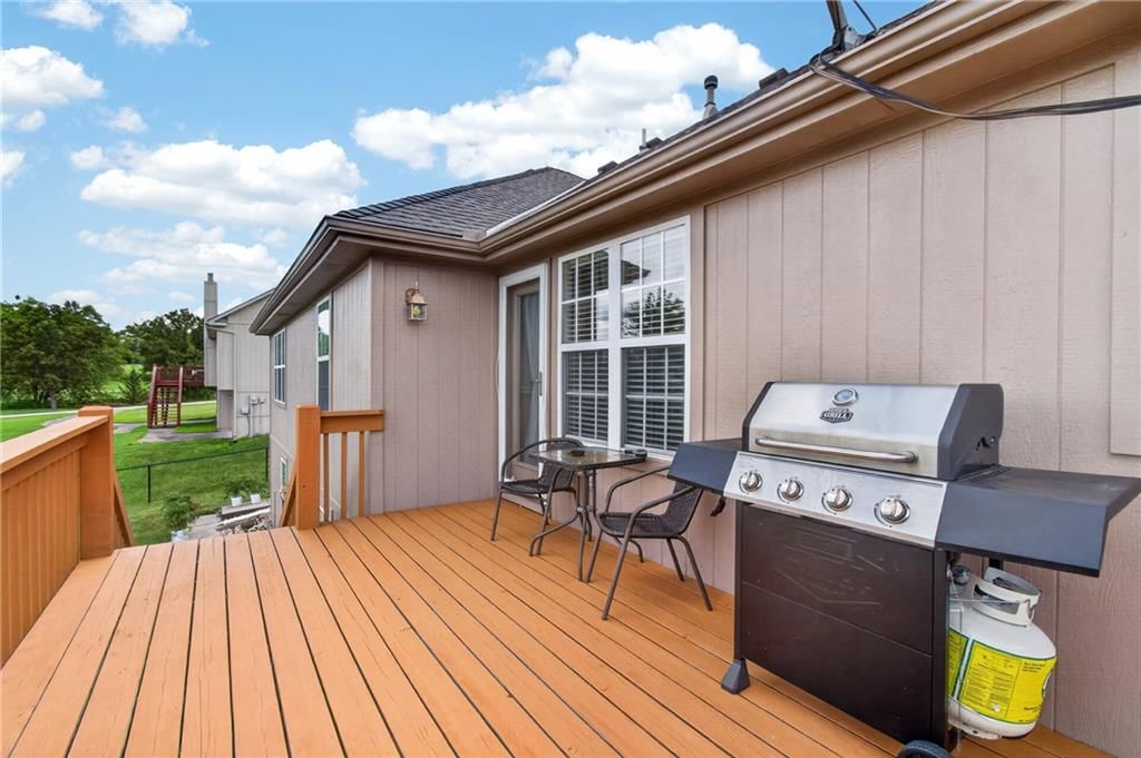 1408 Bridget Boulevard — photo 40
