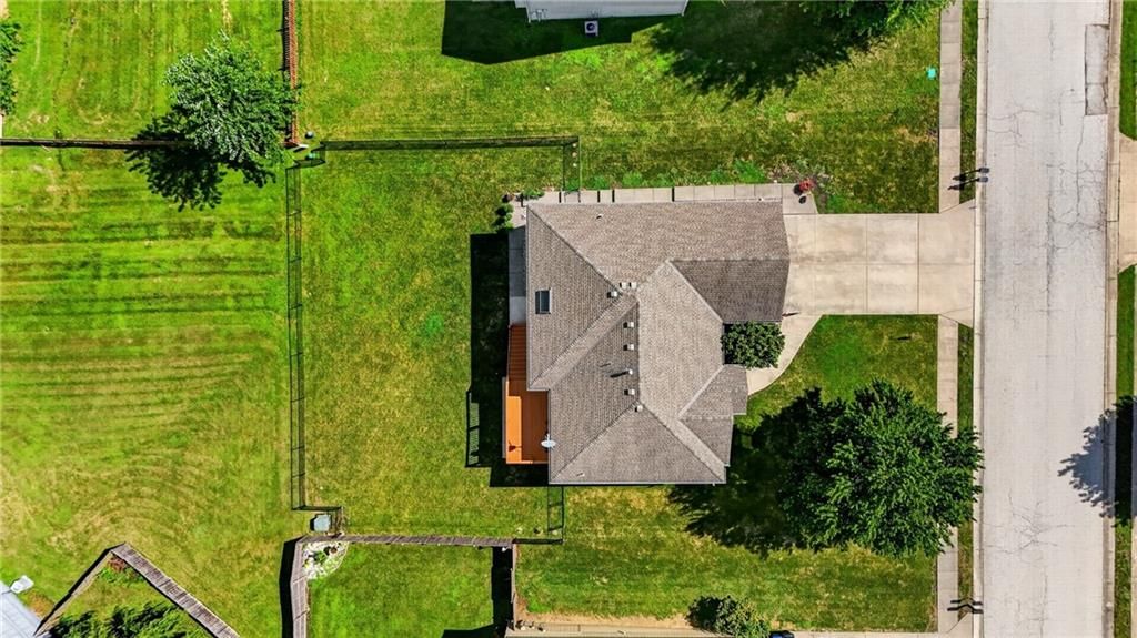 1408 Bridget Boulevard — photo 47