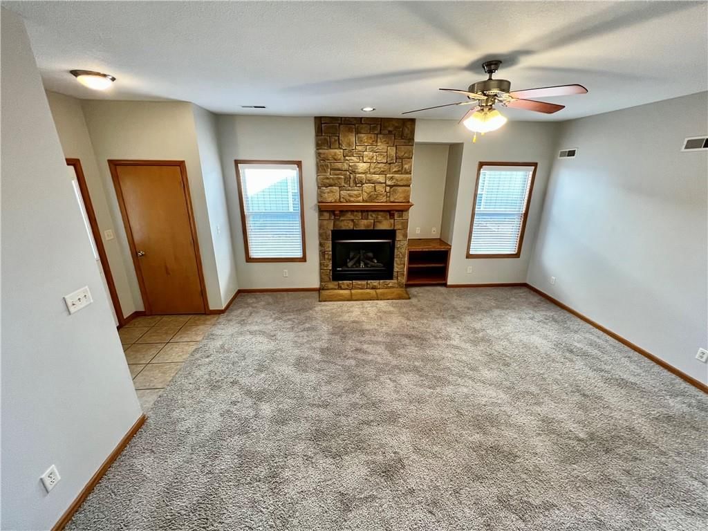 916 Eagle Ridge Drive — photo 5