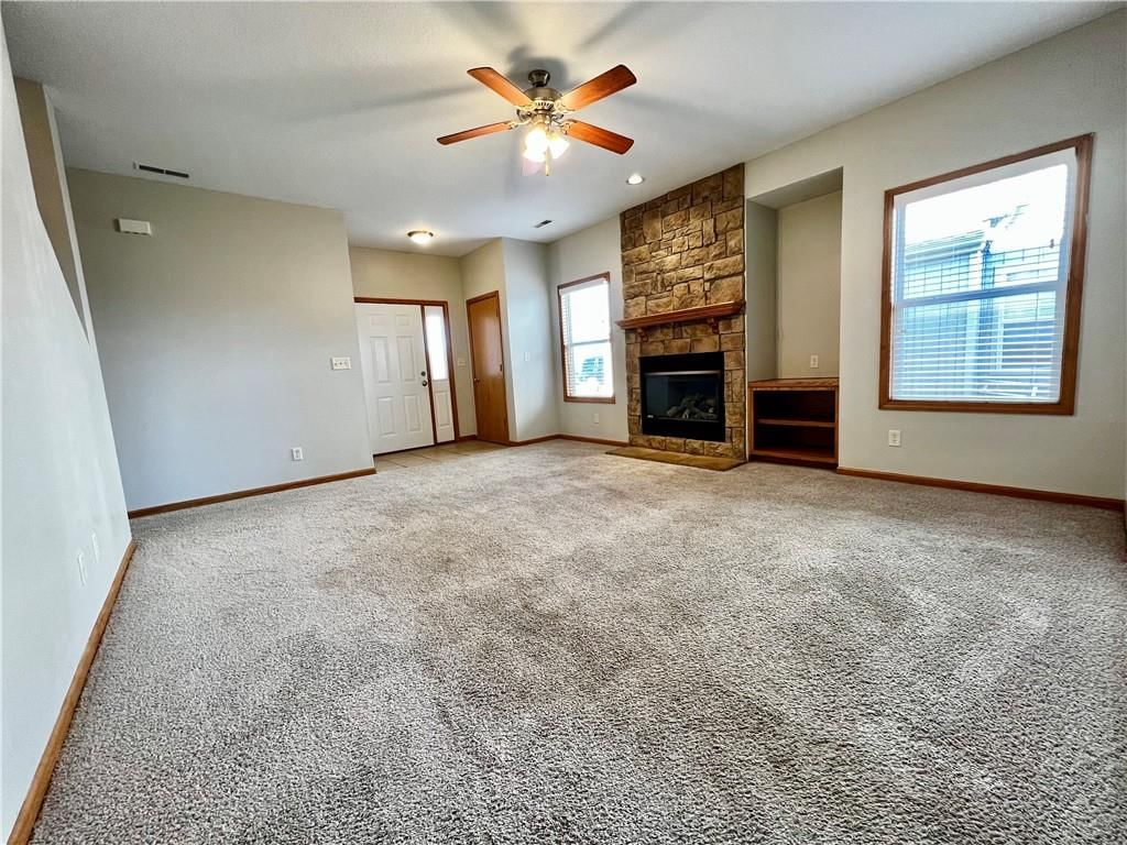 916 Eagle Ridge Drive — photo 9
