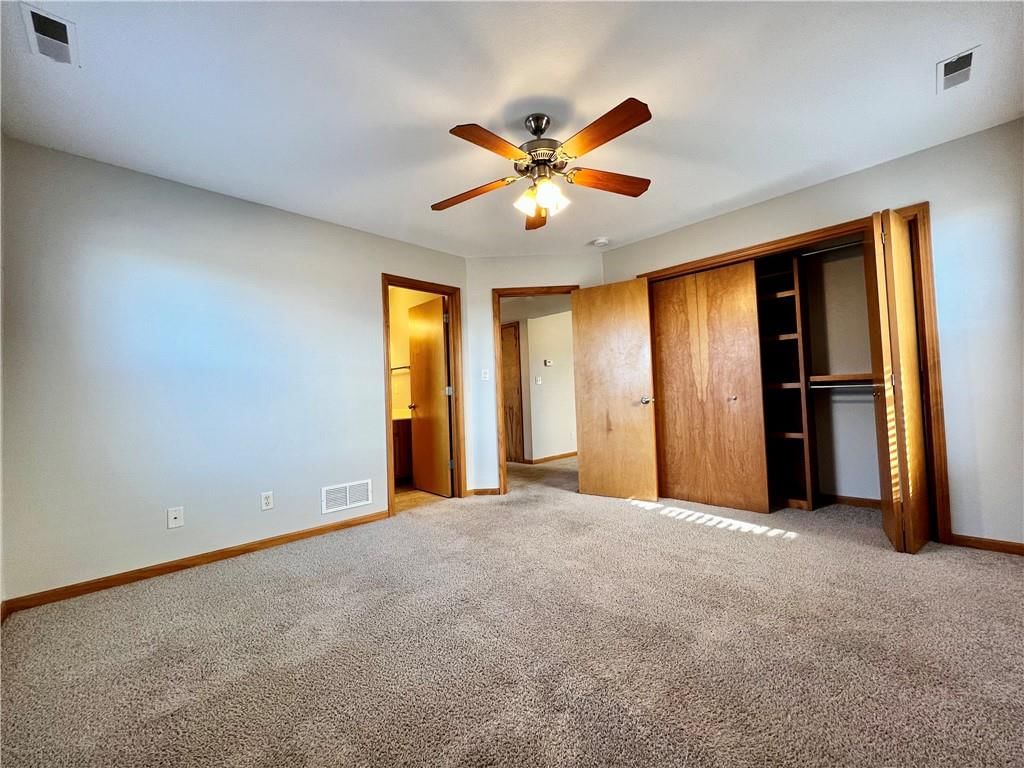916 Eagle Ridge Drive — photo 12