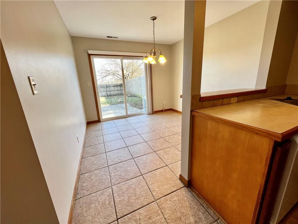 916 Eagle Ridge Drive — photo 16