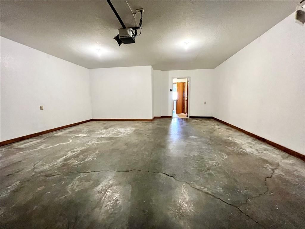 916 Eagle Ridge Drive — photo 31