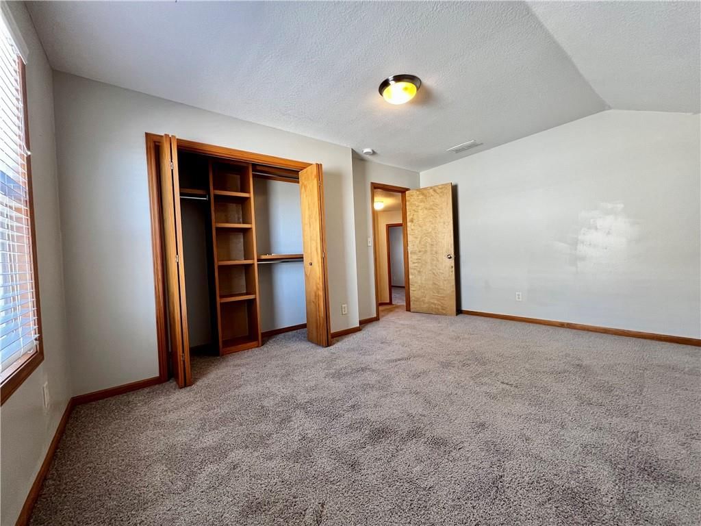 916 Eagle Ridge Drive — photo 36