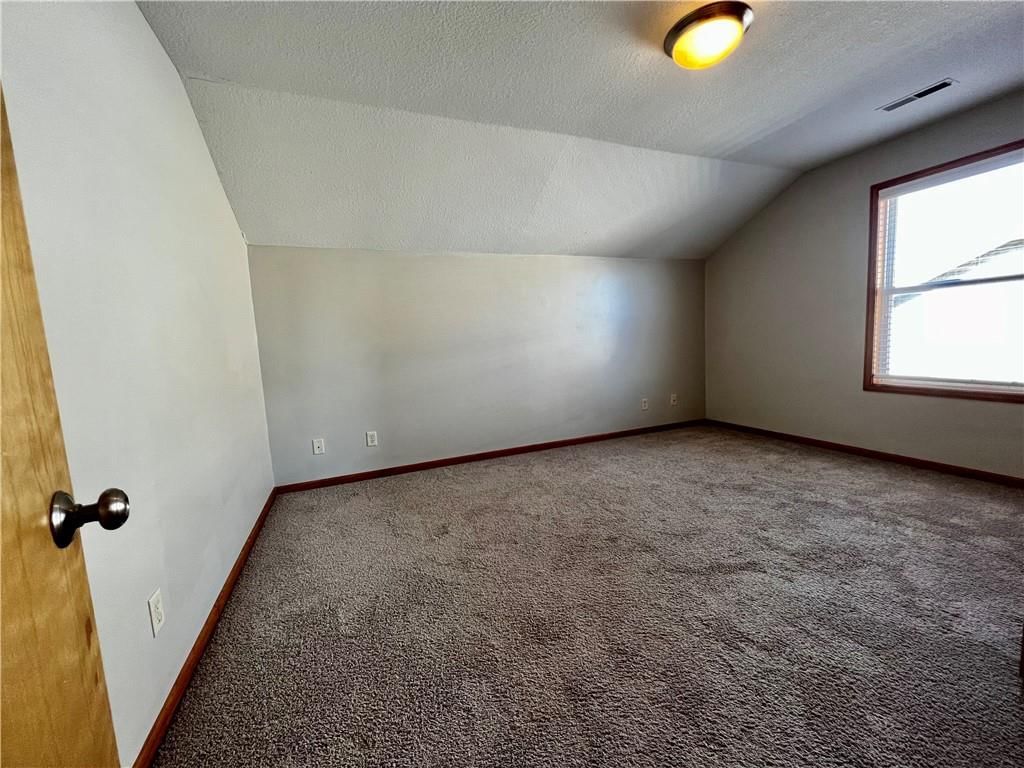 916 Eagle Ridge Drive — photo 38