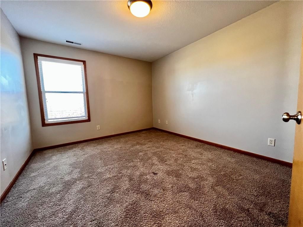 916 Eagle Ridge Drive — photo 42