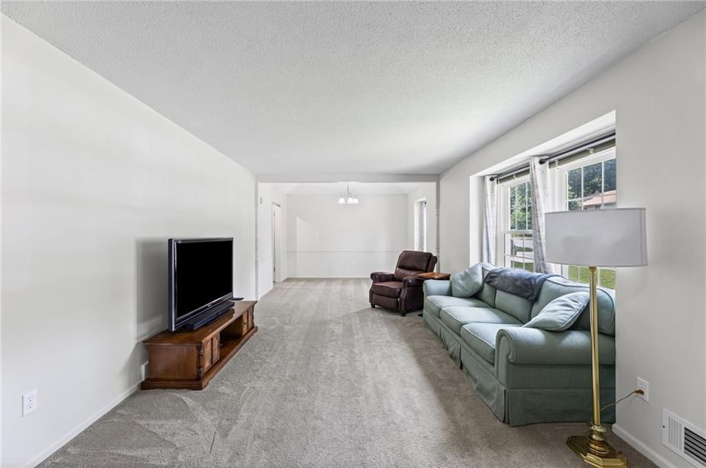 507 London Way — photo 4