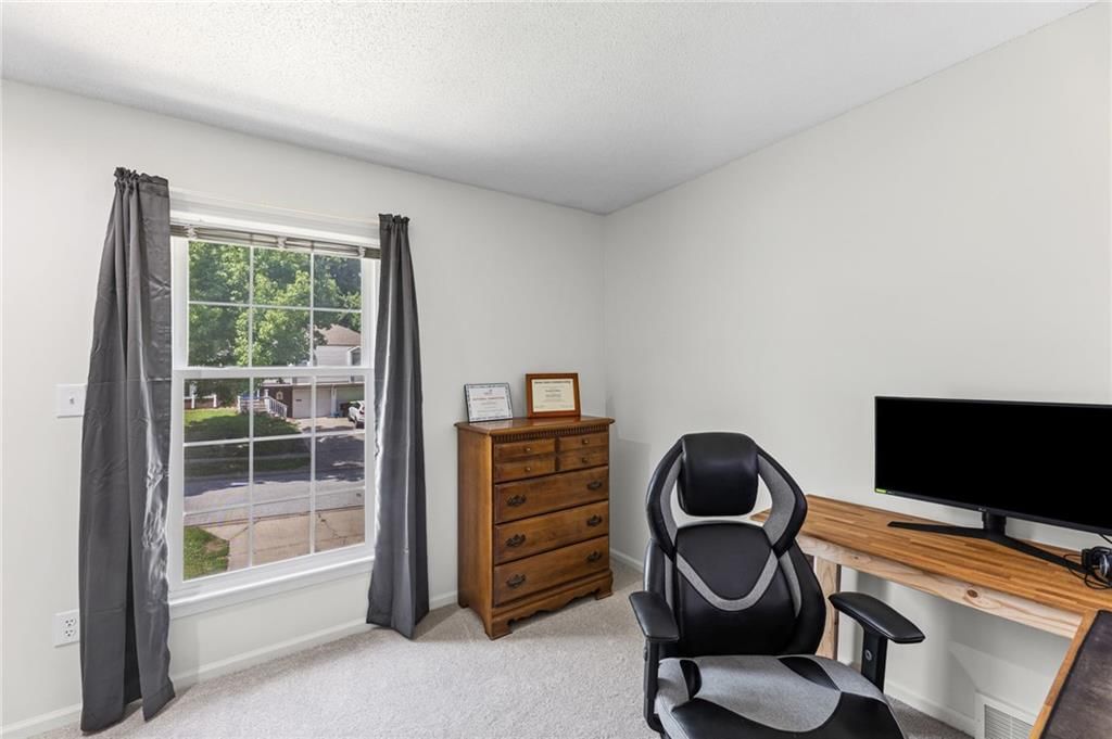 507 London Way — photo 24