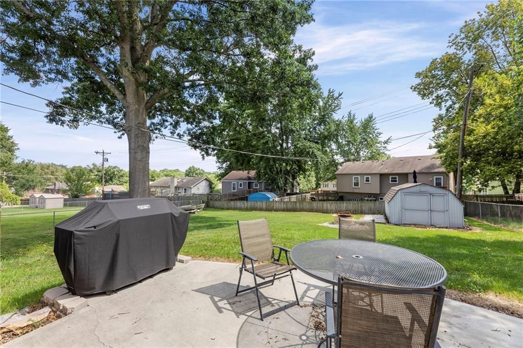 507 London Way — photo 44