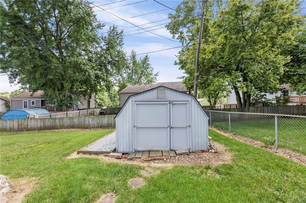 507 London Way — photo 45