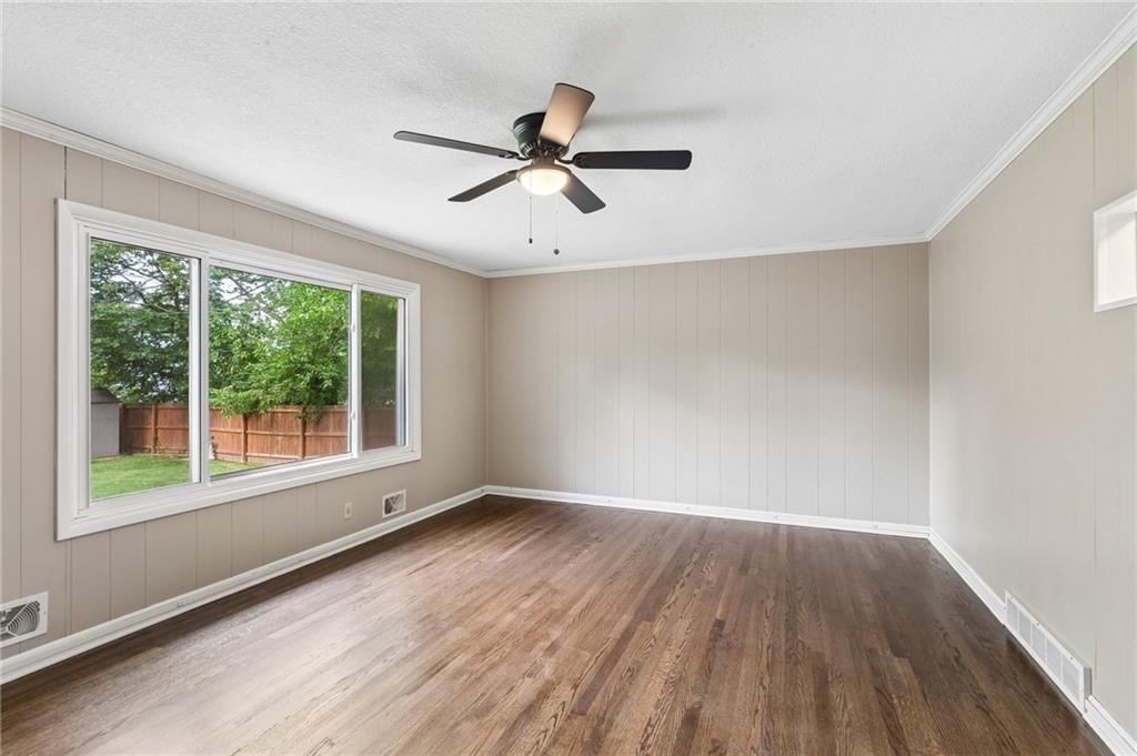 4615 NE 47th Street — photo 9