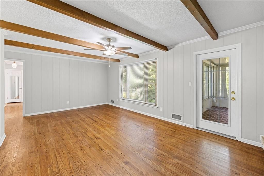 9622 Lowell Avenue — photo 6