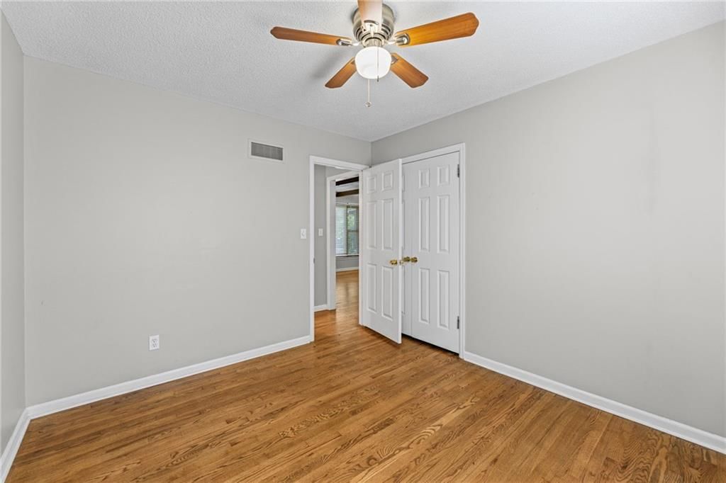 9622 Lowell Avenue — photo 14