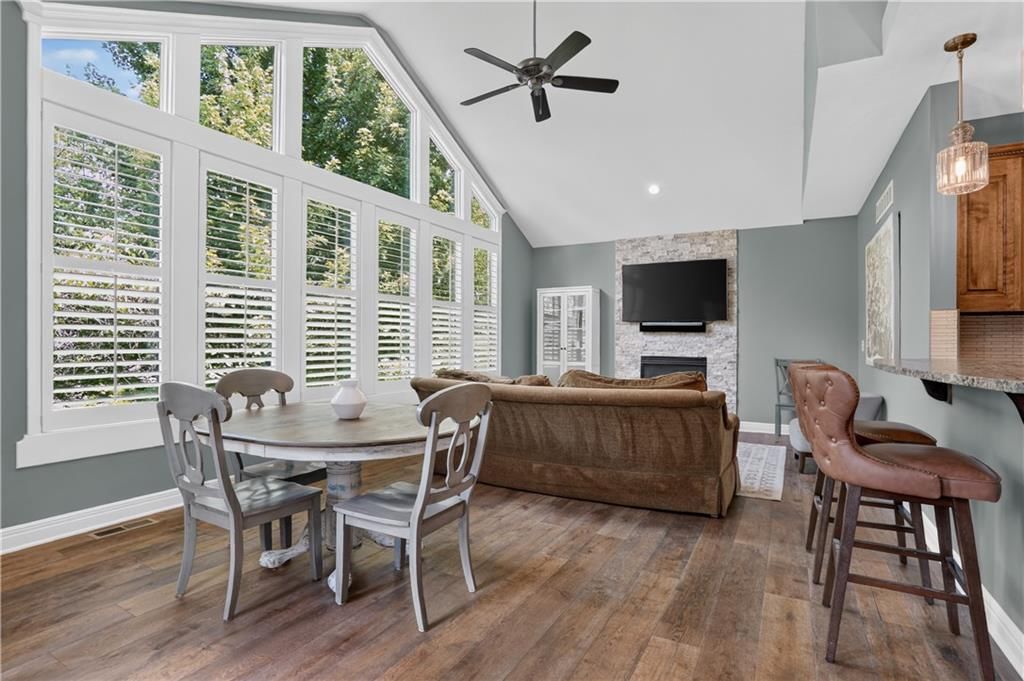 8101 Park View Drive — photo 9