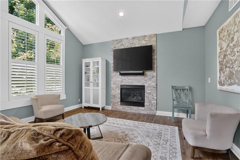 8101 Park View Drive — photo 11