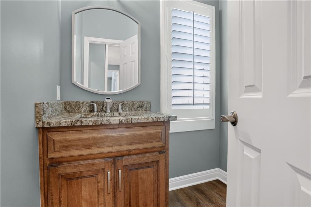 8101 Park View Drive — photo 17