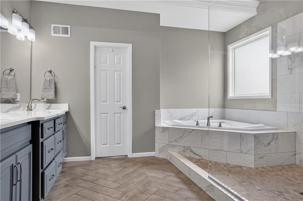 8101 Park View Drive — photo 20