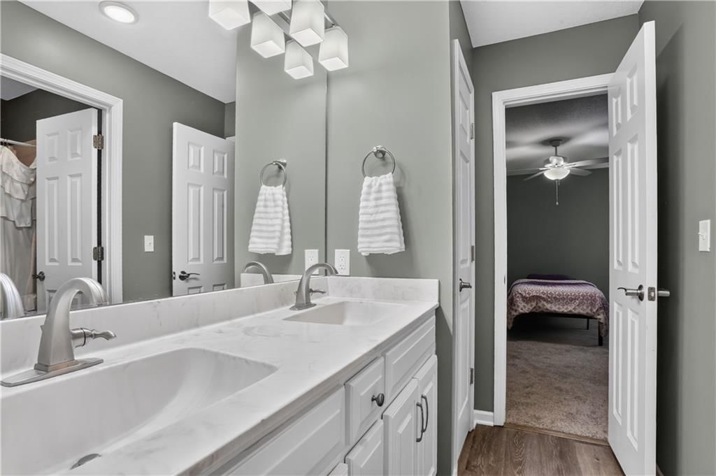 8101 Park View Drive — photo 26