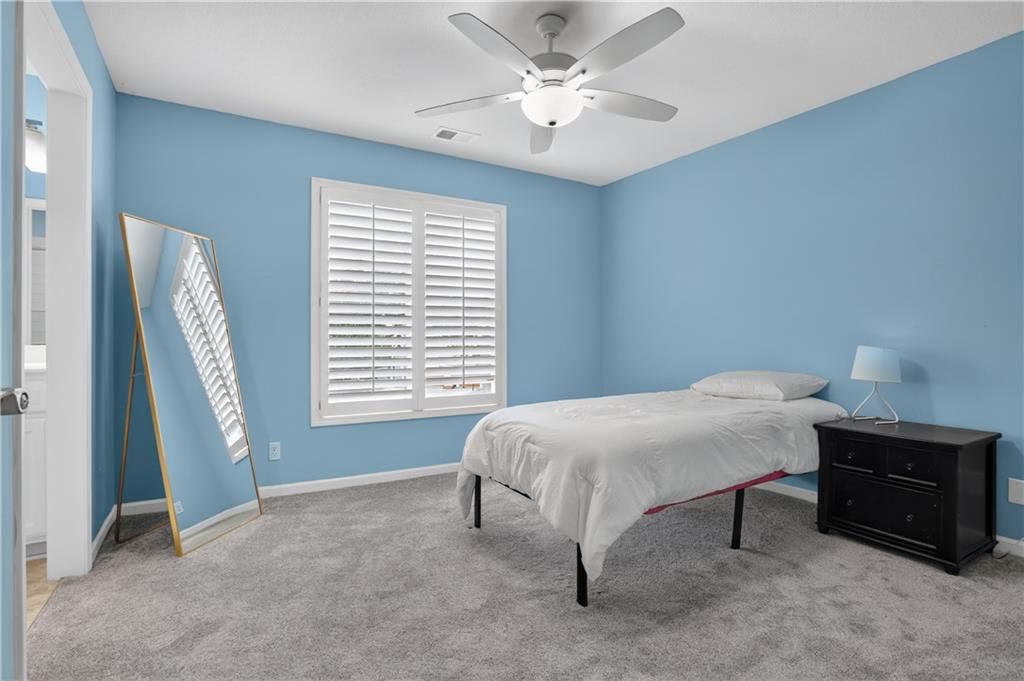 8101 Park View Drive — photo 31