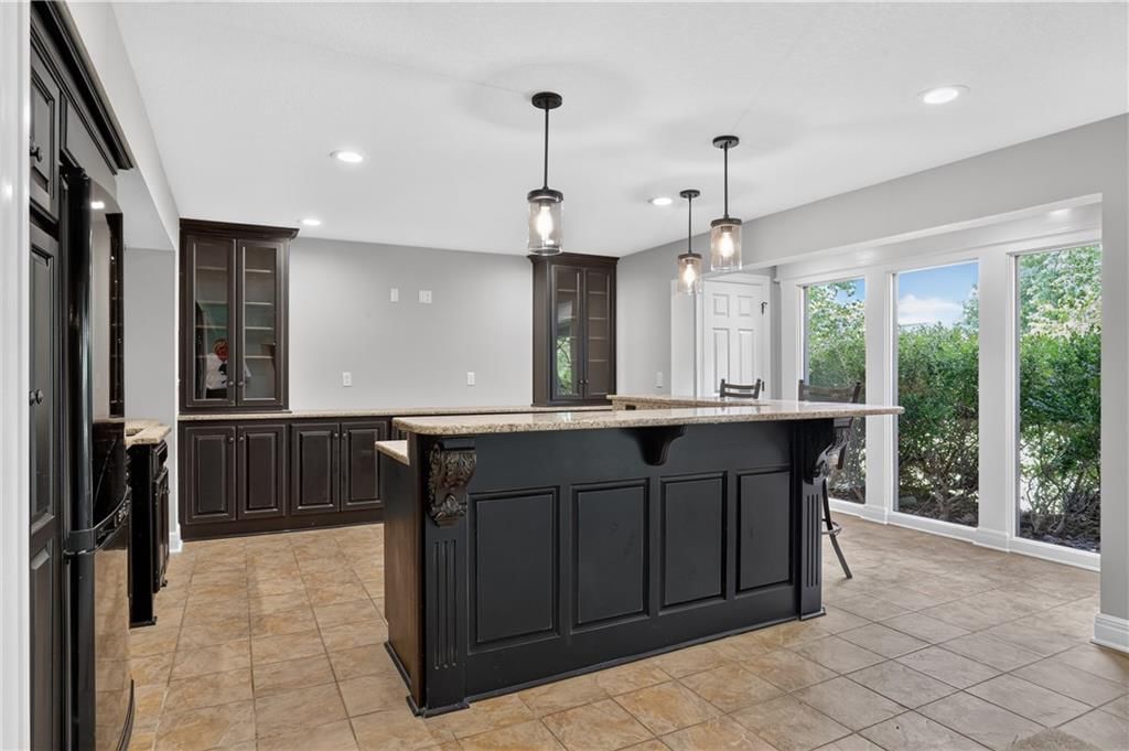 8101 Park View Drive — photo 38