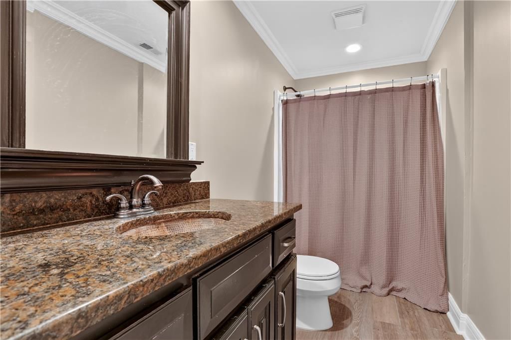 8101 Park View Drive — photo 40