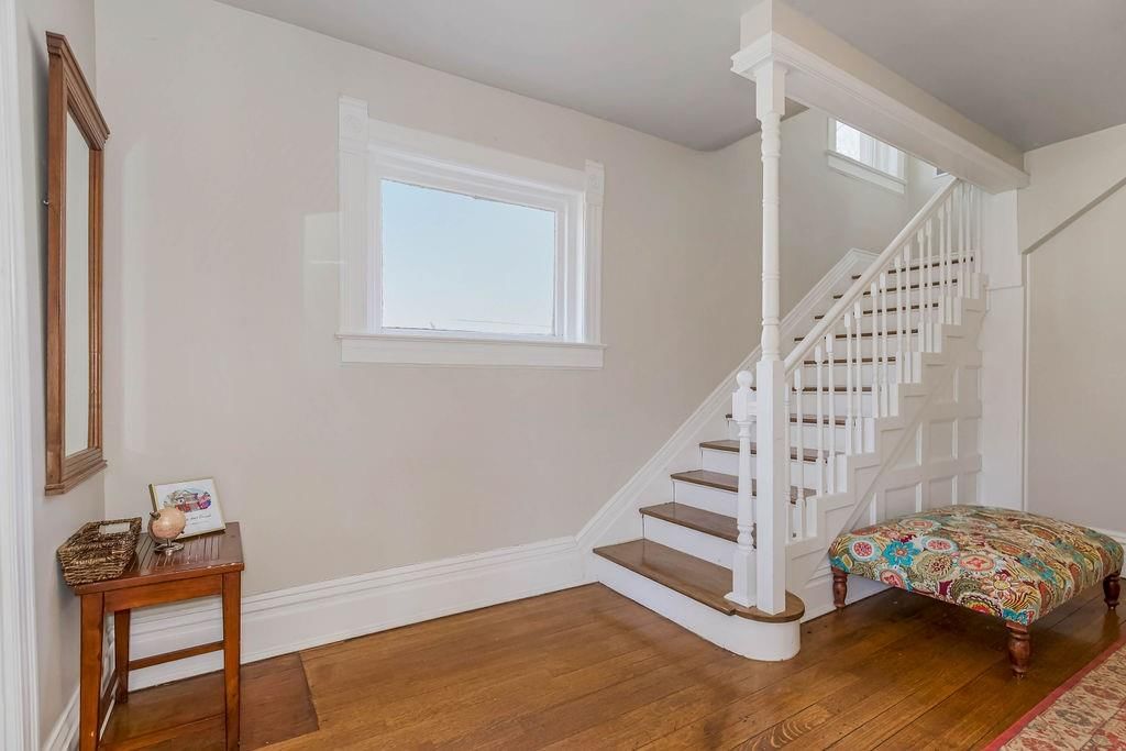 3949 Warwick Boulevard — photo 10