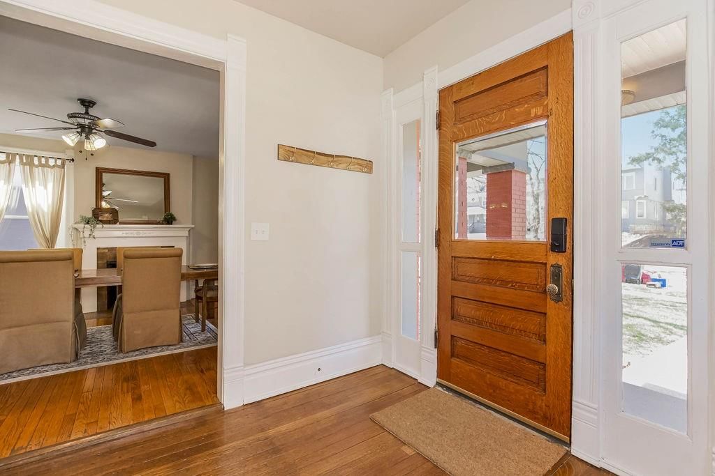 3949 Warwick Boulevard — photo 13