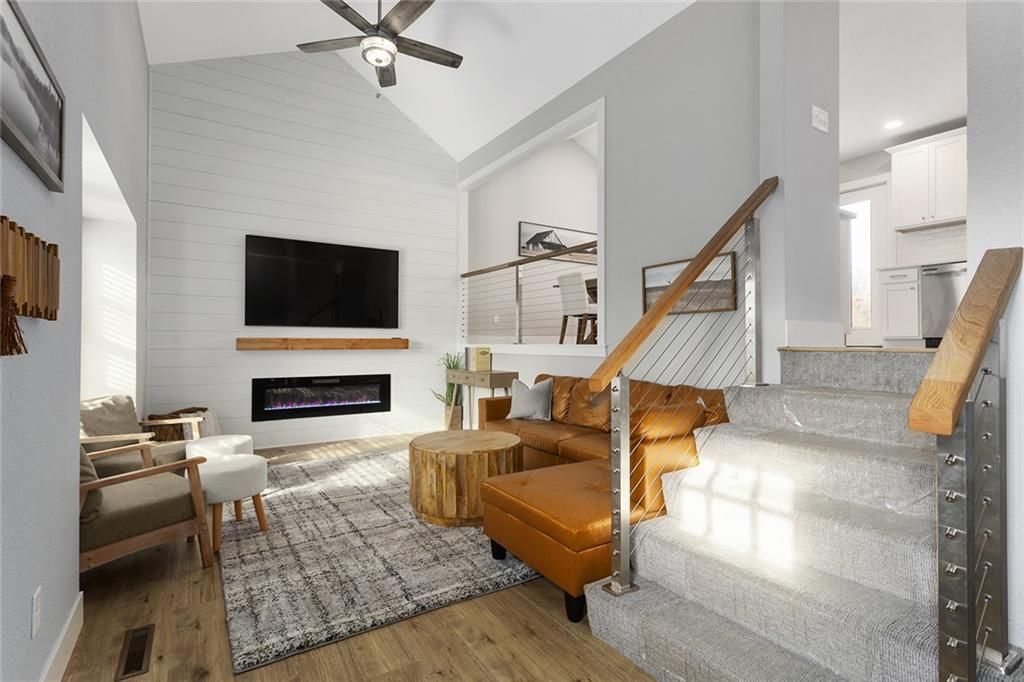 22612 N Prestige Drive — photo 1