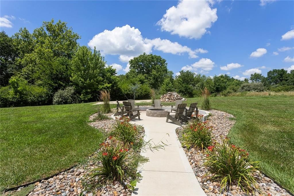 22612 N Prestige Drive — photo 53