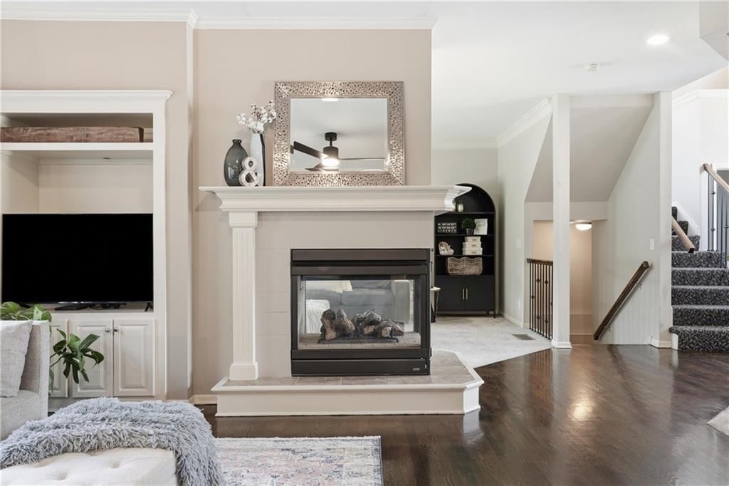 1550 CARRIAGE Circle — photo 9