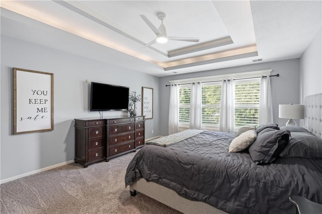 1550 CARRIAGE Circle — photo 18