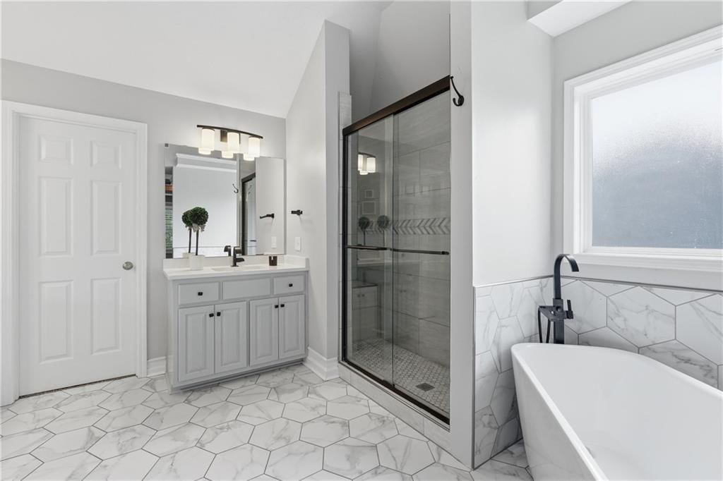 1550 CARRIAGE Circle — photo 20