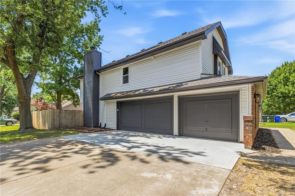 15529 W 146th Street — photo 3