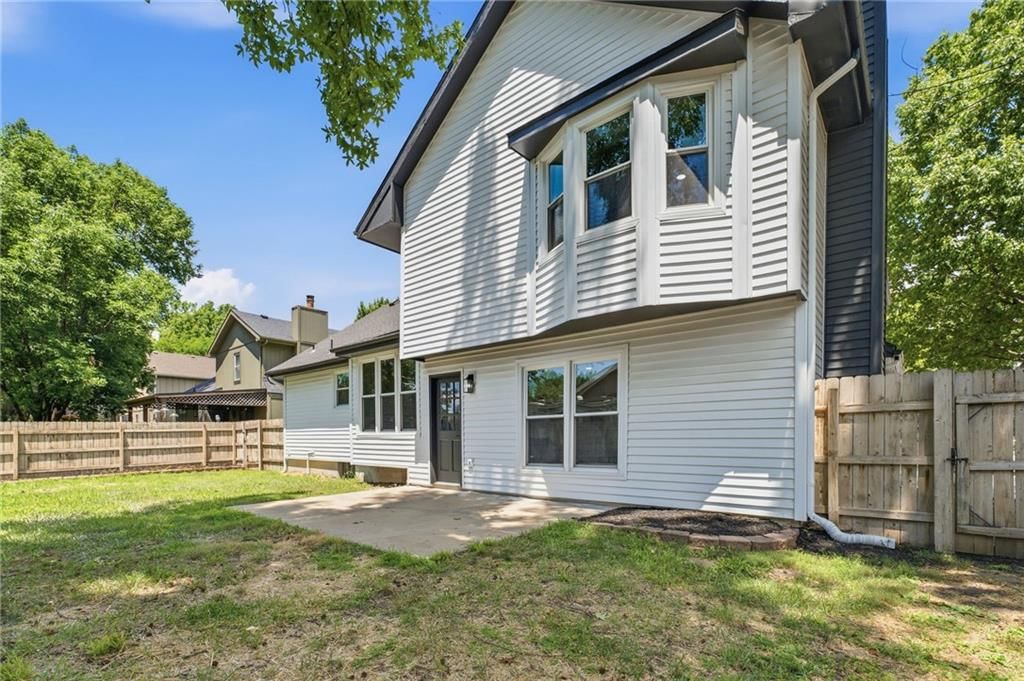 15529 W 146th Street — photo 36