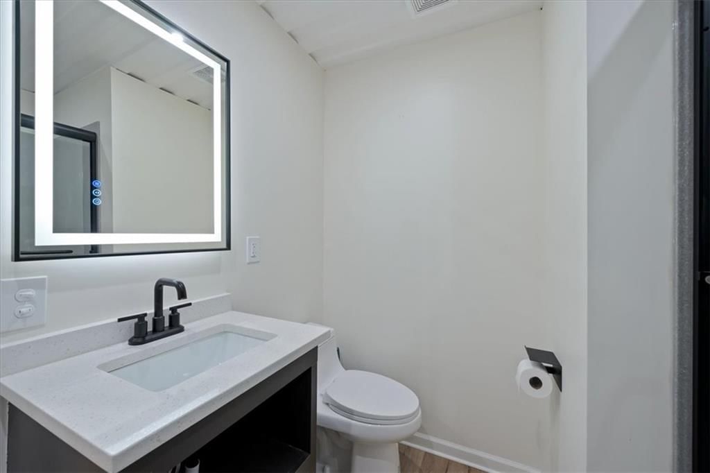 608 W Miami Street — photo 19