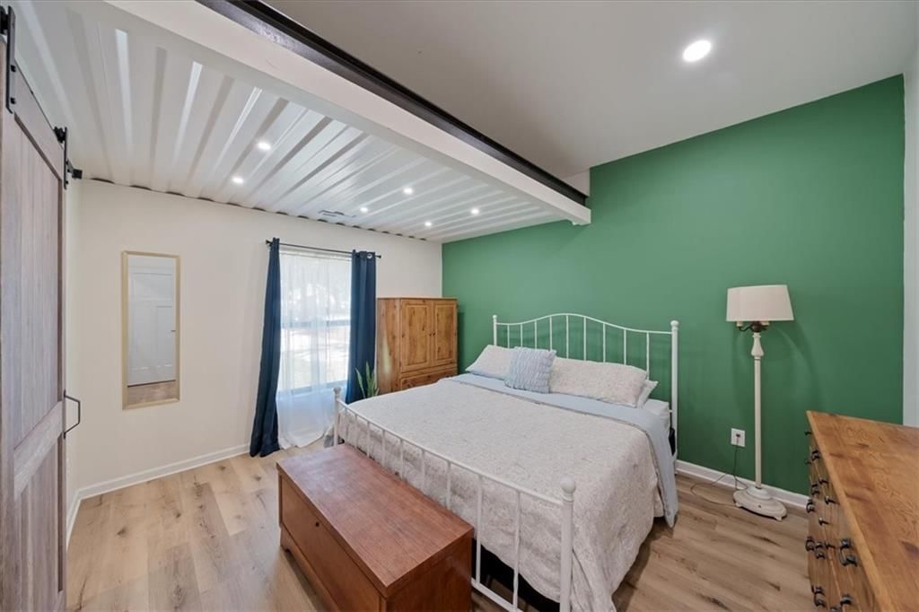 608 W Miami Street — photo 21