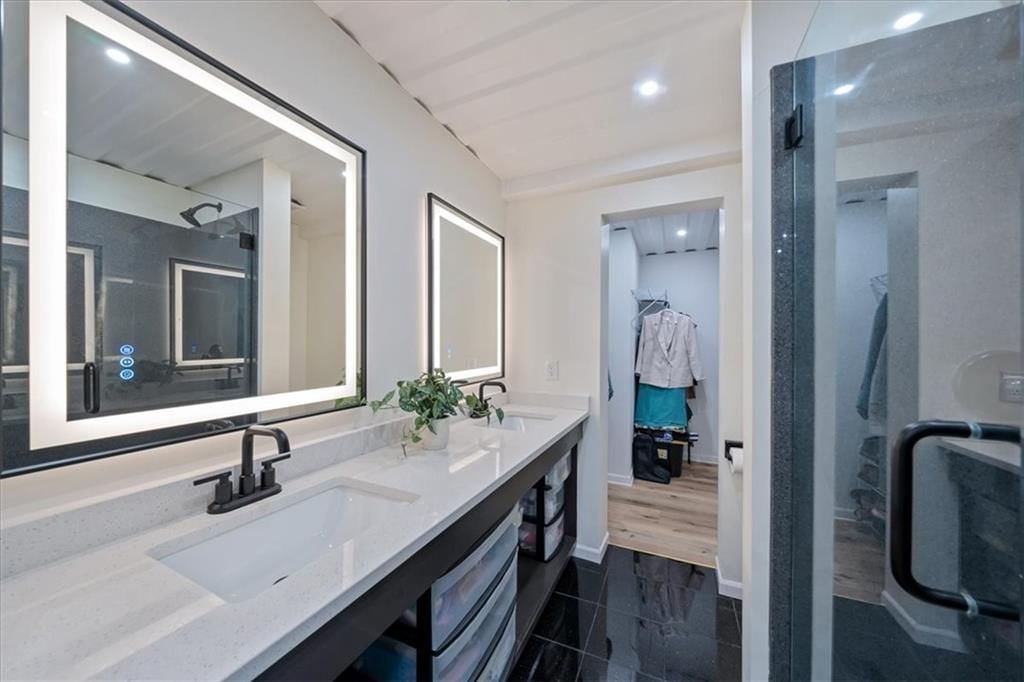 608 W Miami Street — photo 22