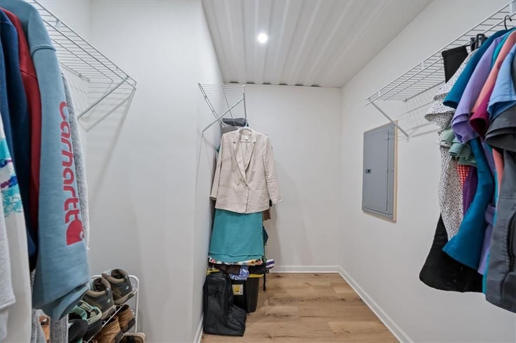 608 W Miami Street — photo 23