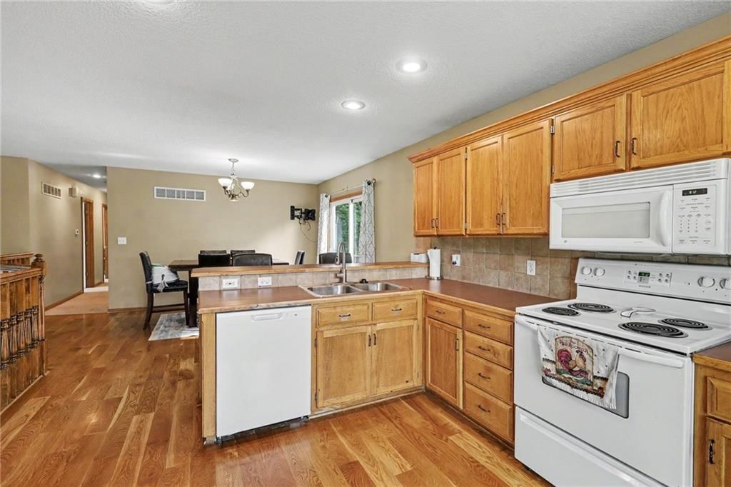 5871 SW Walnut Cove — photo 13