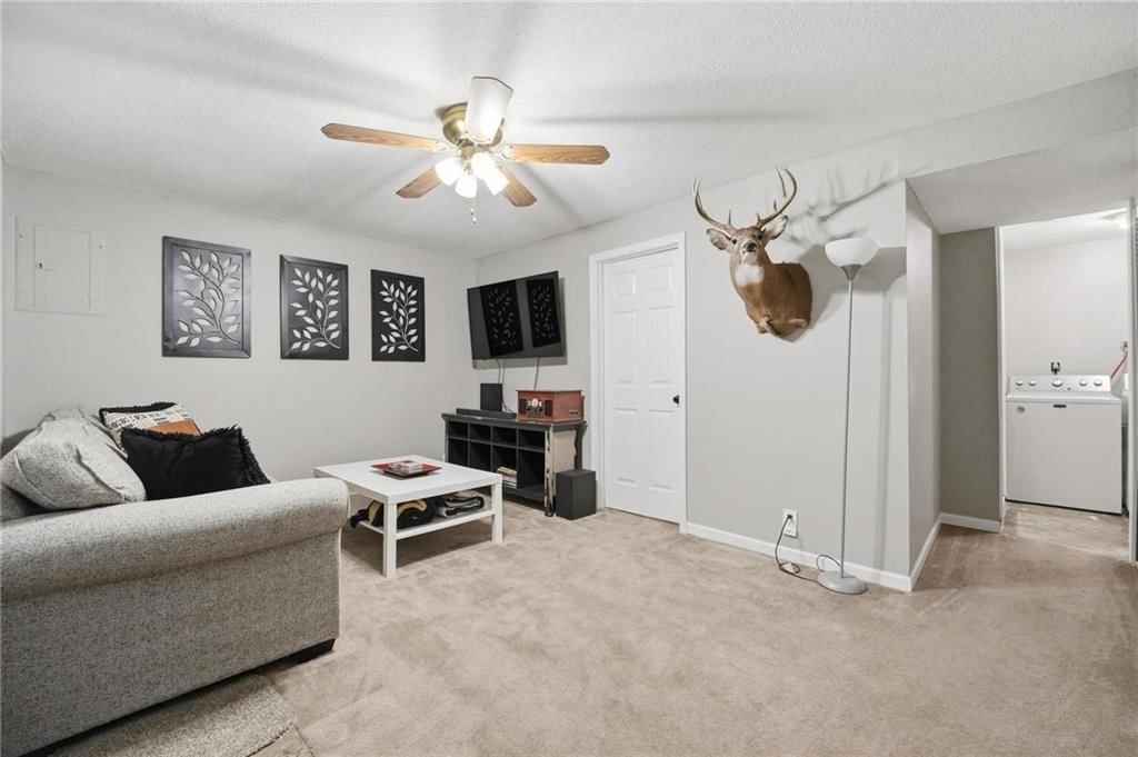 11411 N Walnut Street — photo 17