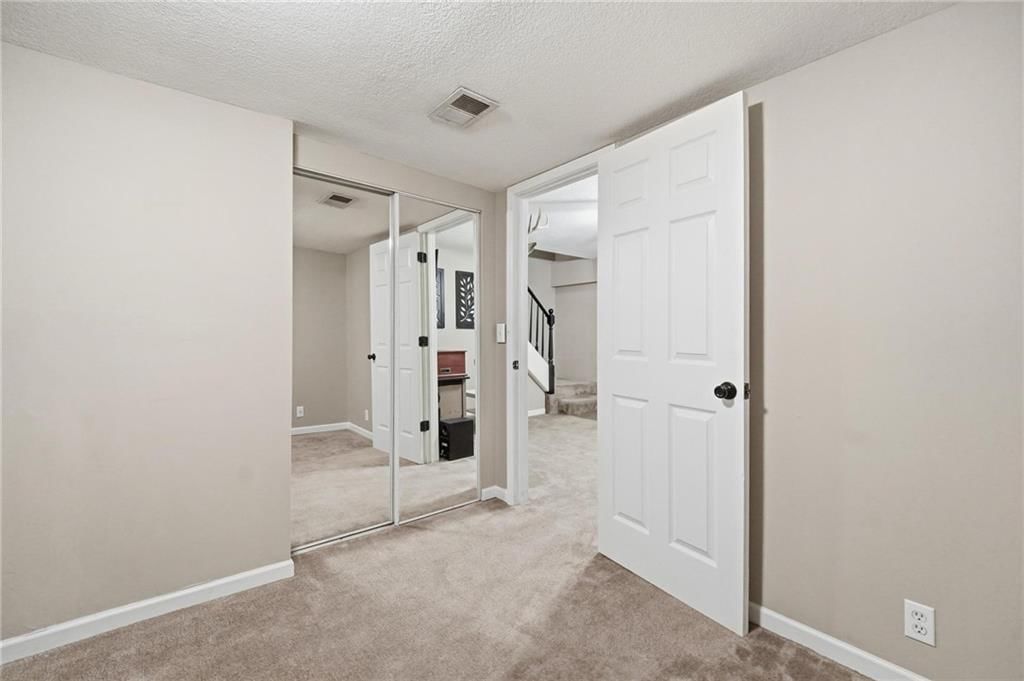 11411 N Walnut Street — photo 21