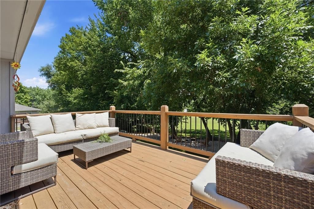 11411 N Walnut Street — photo 22