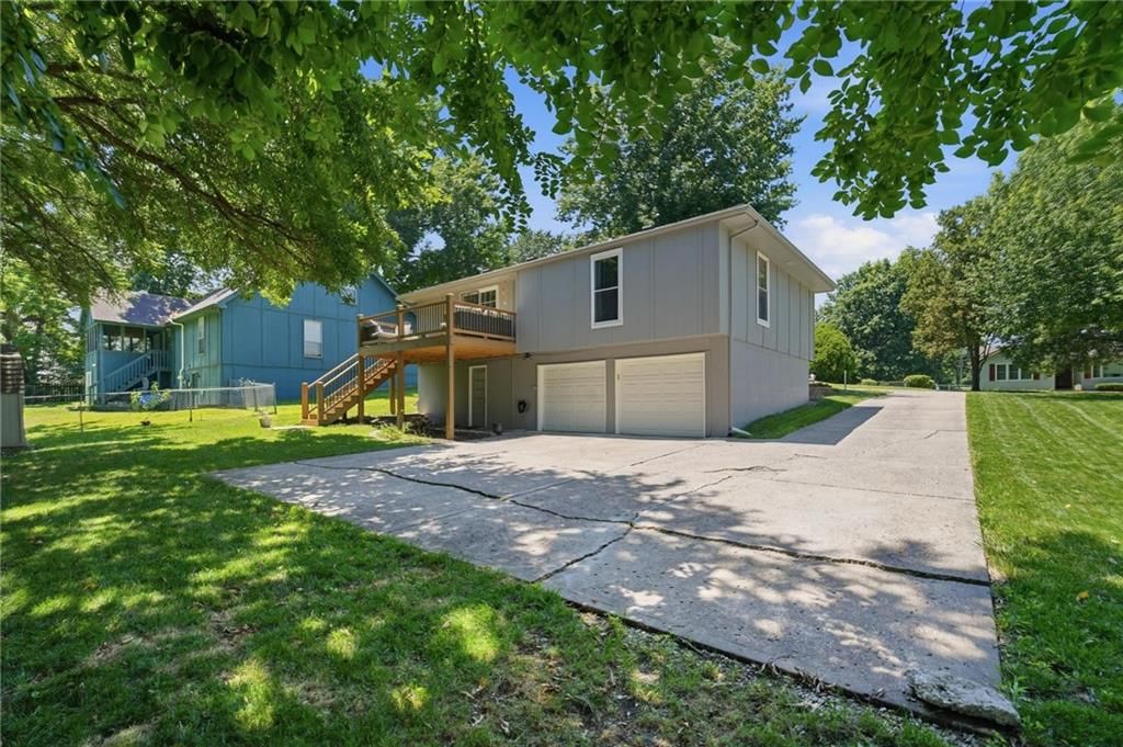 11411 N Walnut Street — photo 23