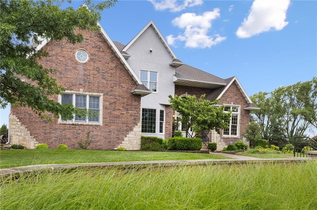 4631 S Country Club Road — photo 4