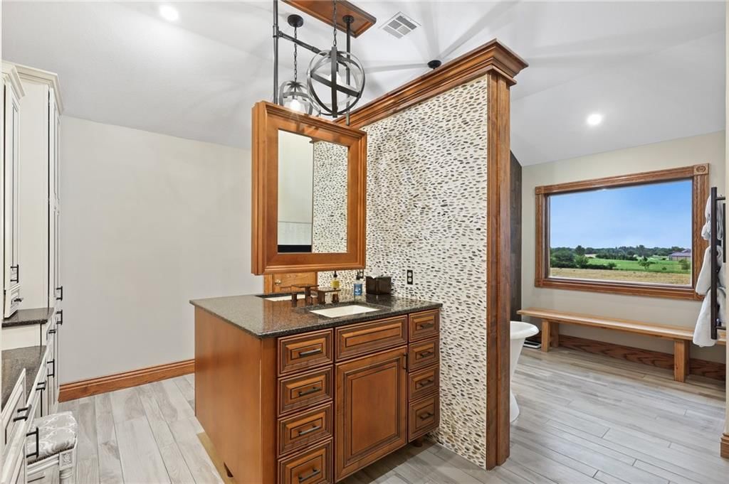 4631 S Country Club Road — photo 33