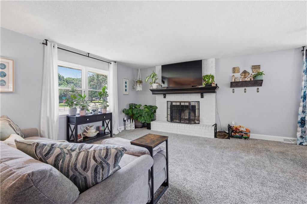 417 SW PARKWOOD Drive — photo 3