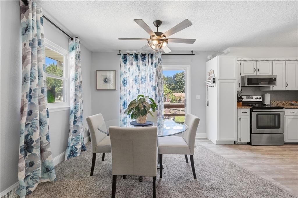 417 SW PARKWOOD Drive — photo 4
